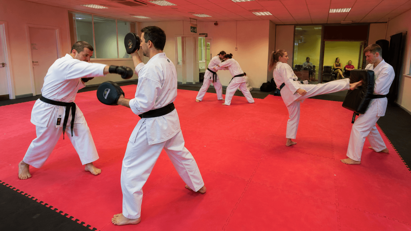 Similarities between karate and boxing training.